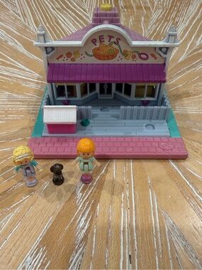 1993 Pet Shop Polly Pocket Bluebird with dog dolls